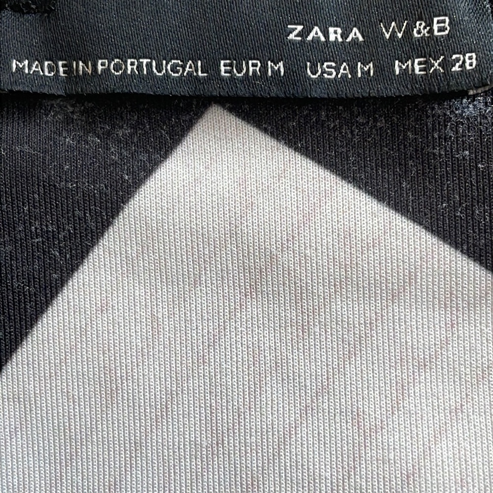 Zara W&B Multi Colored Geometric Shift - Picture 3 of 3